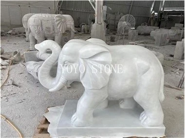 Sculpture d'éléphant en marbre