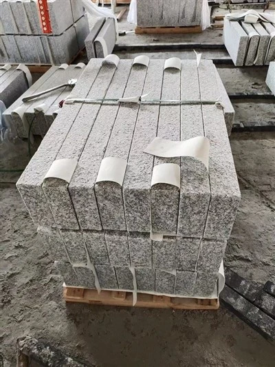 Bordure en granit gris